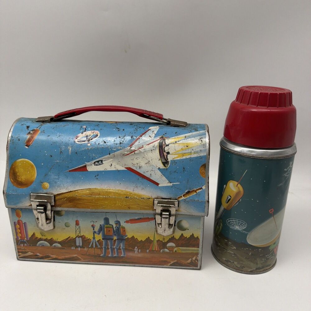 Vintage 1960 's Astronaut SCI FI Tin Lunch Box Domed Top Made By Thermos Holtemp